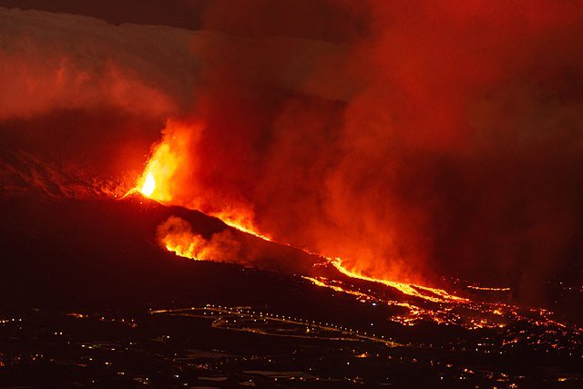 Ausbruch des Cumbre Vieja Vulkans auf La Palma