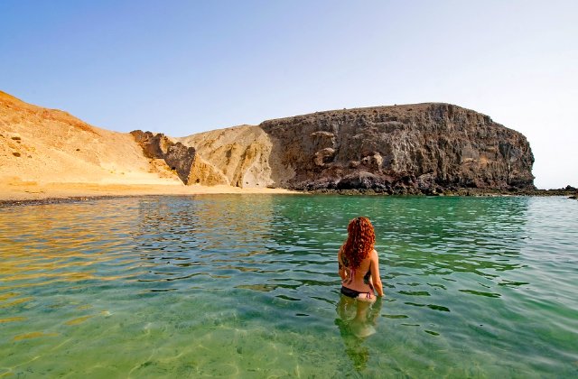 Papagayo Beach